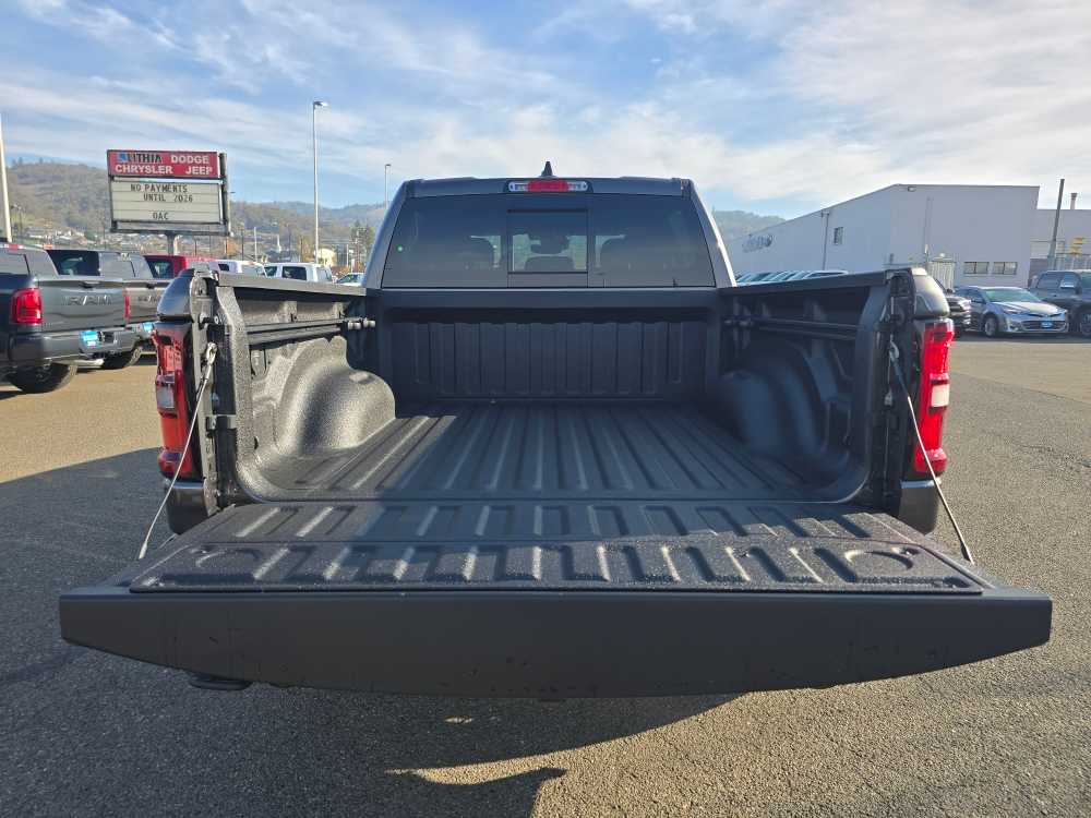 Thumbnail: 2026 RAM 1500 - 19