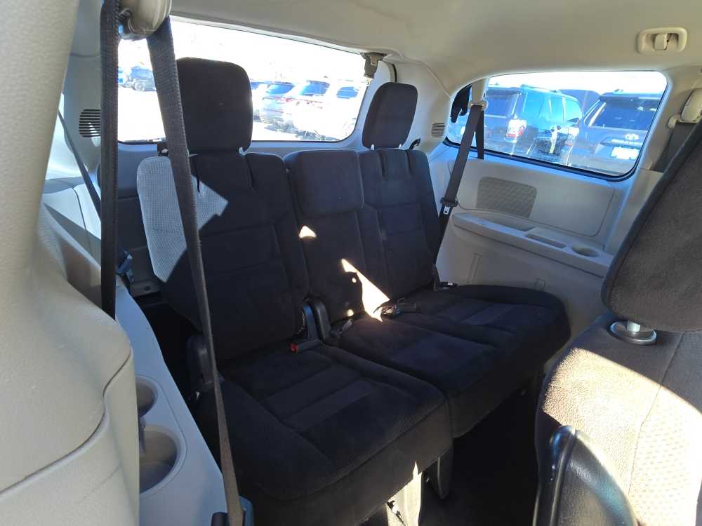 Thumbnail: 2015 Dodge Grand Caravan - 17