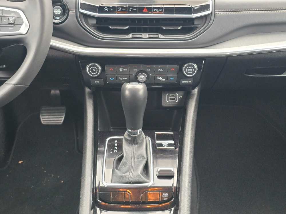 Thumbnail: 2023 Jeep Compass - 13