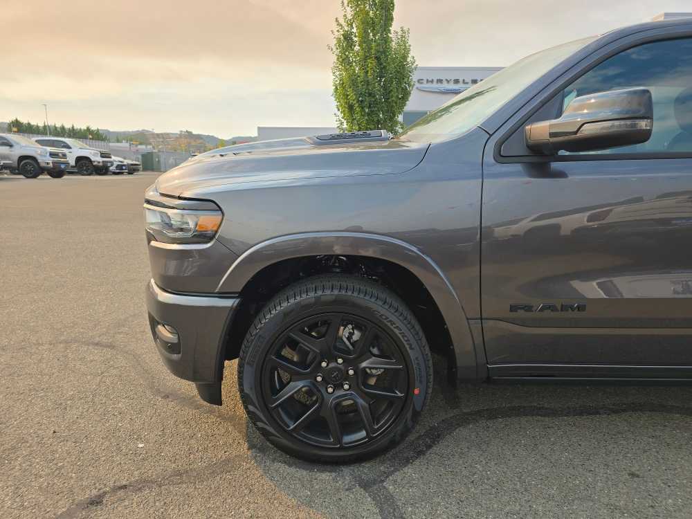 Thumbnail: 2026 RAM 1500 - 18