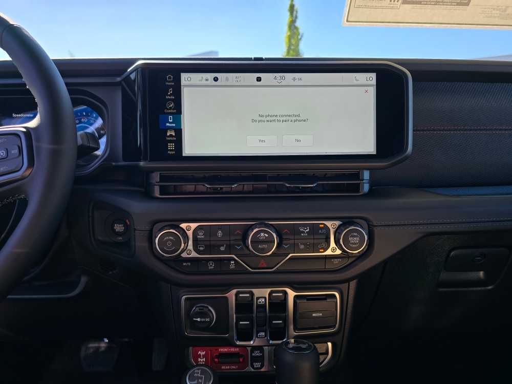 Thumbnail: 2025 Jeep Wrangler - 12