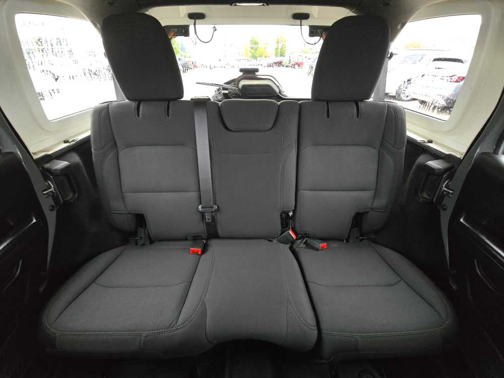 Thumbnail: 2021 Jeep Wrangler - 17