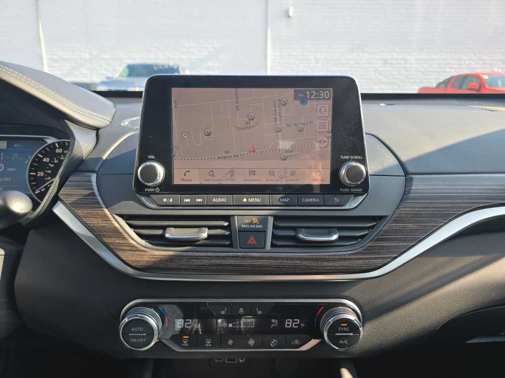 Thumbnail: 2020 Nissan Altima - 12