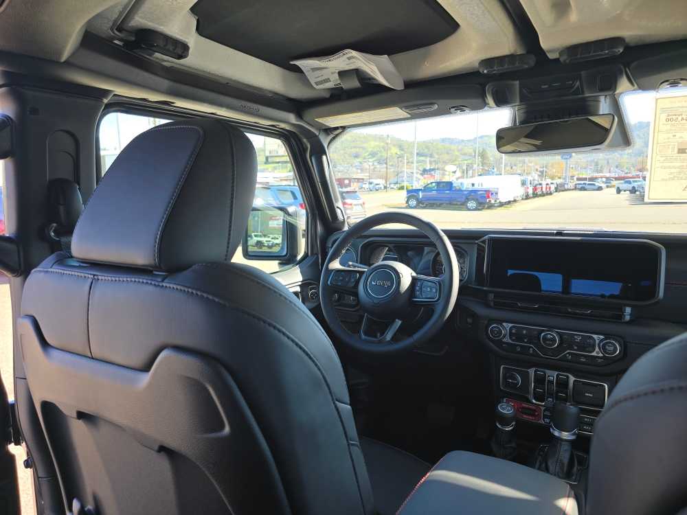Thumbnail: 2026 Jeep Gladiator - 10