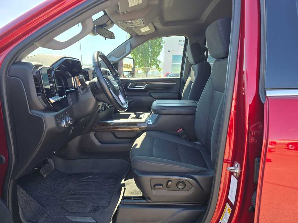 Thumbnail: 2024 GMC Sierra 3500 - 9
