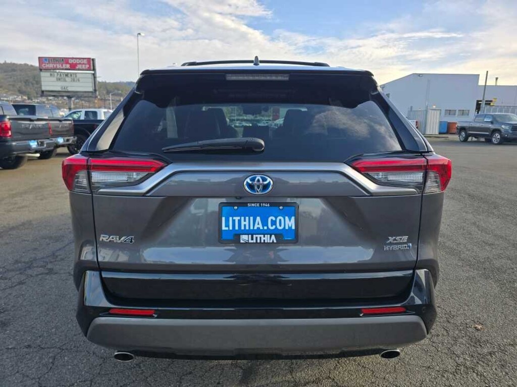 Used 2019 Toyota RAV4 Hybrid XSE SUV