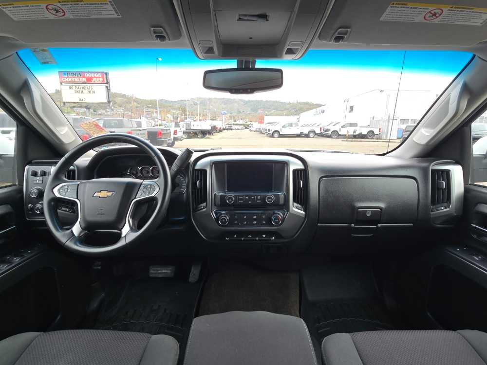 Thumbnail: 2015 Chevrolet Silverado 2500 - 16