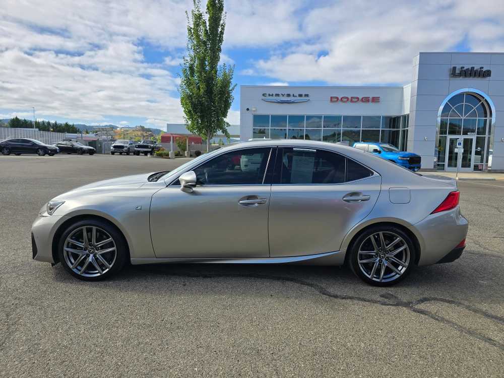 Thumbnail: 2019 Lexus IS - 2