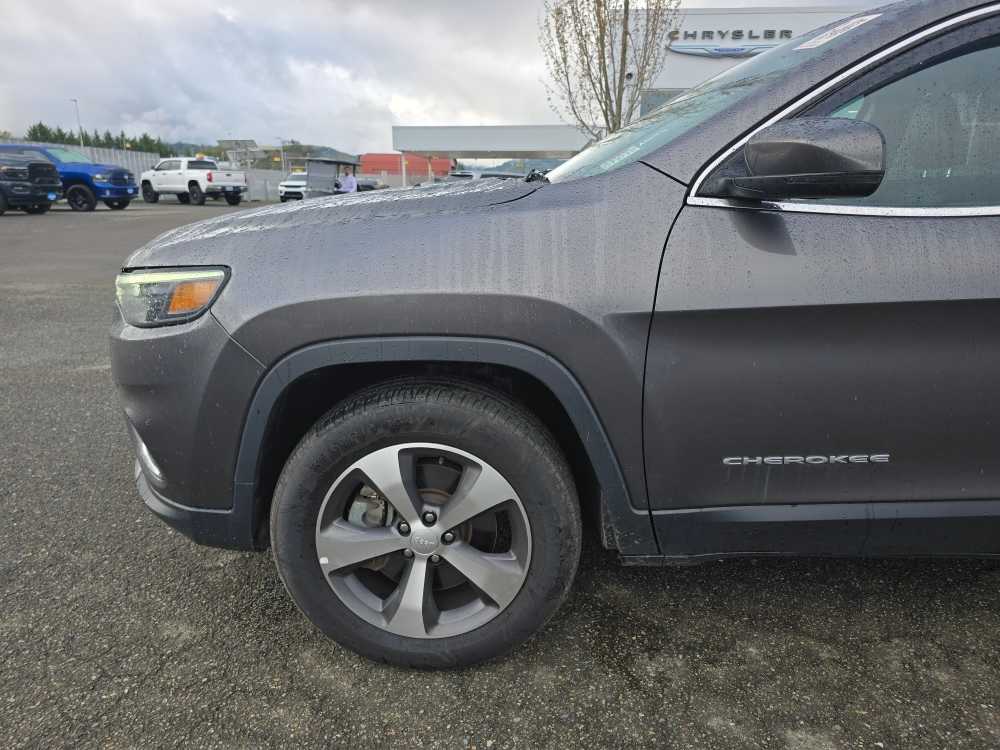 Thumbnail: 2020 Jeep Cherokee - 6