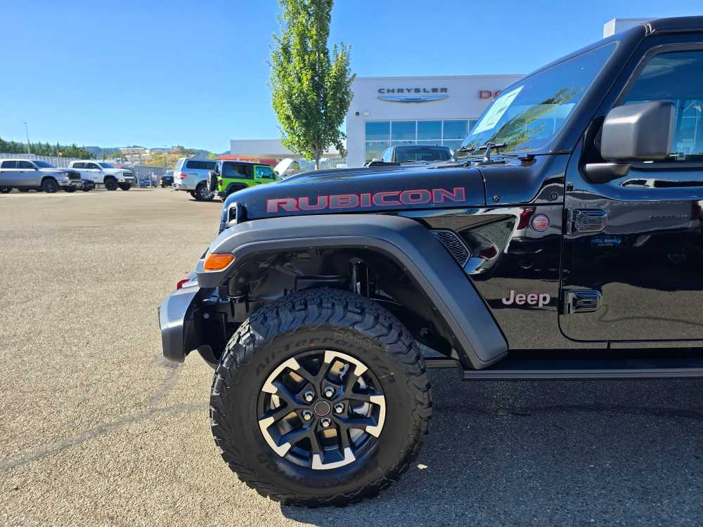 Thumbnail: 2025 Jeep Wrangler - 18