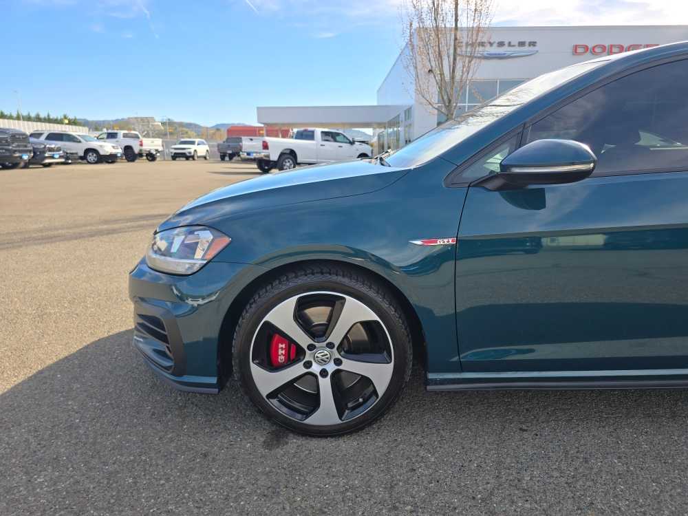 Thumbnail: 2019 Volkswagen Golf - 19