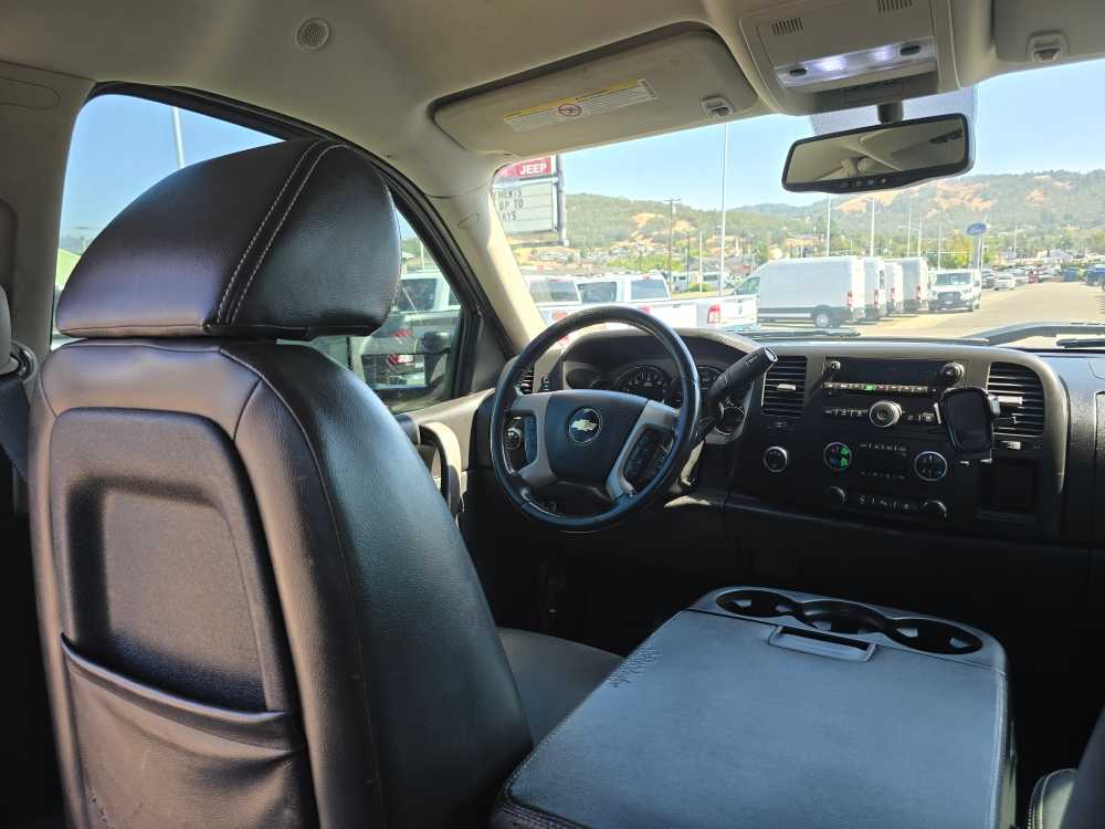 Thumbnail: 2011 Chevrolet Silverado 2500 - 11