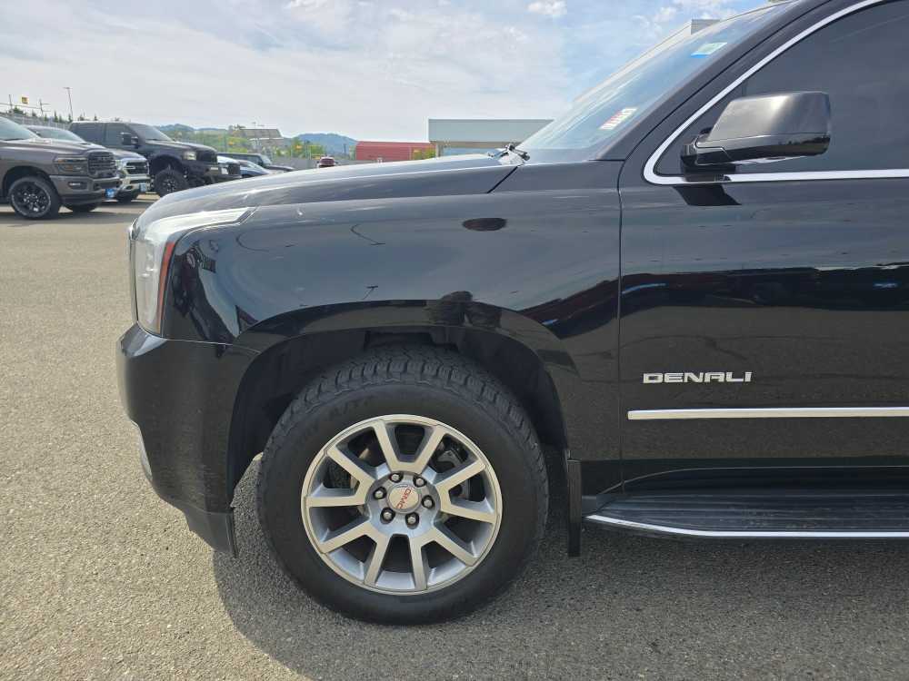 Thumbnail: 2017 GMC Yukon XL - 6