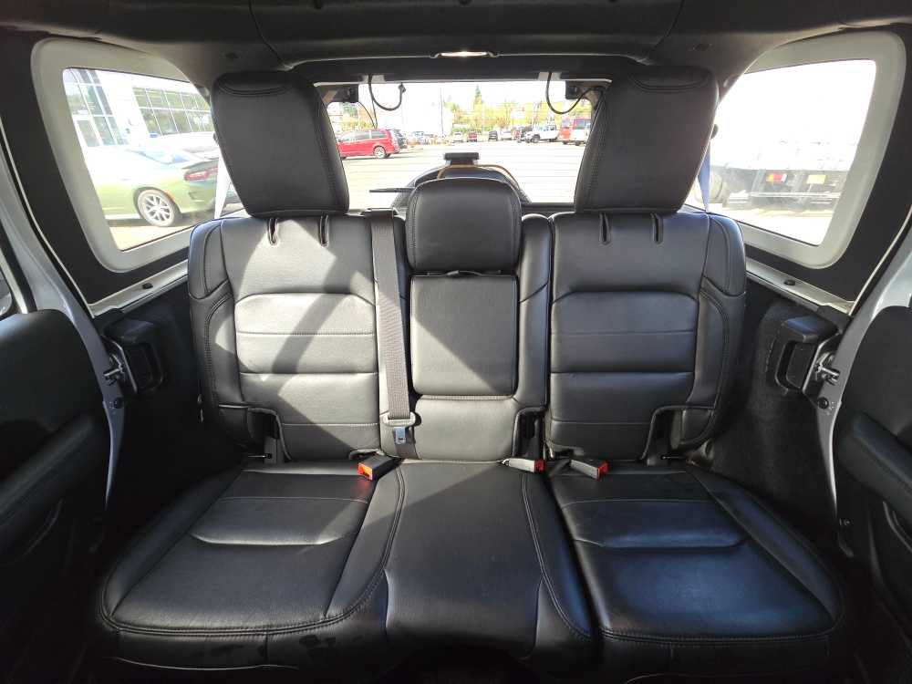 Thumbnail: 2020 Jeep Wrangler - 17