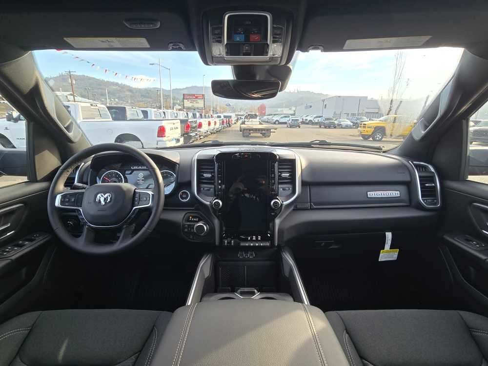 Thumbnail: 2026 RAM 1500 - 15