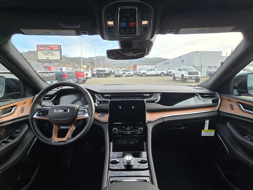 Thumbnail: 2025 Jeep Grand Cherokee L - 14