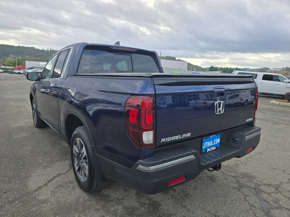 2019 Honda Ridgeline RTL photo 3