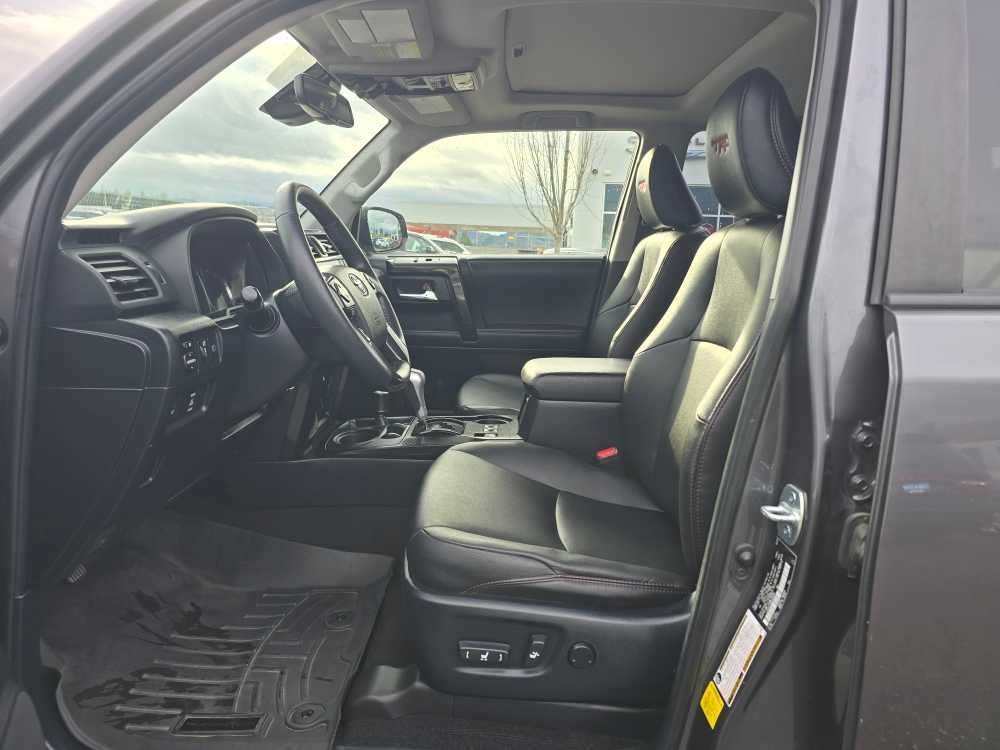 Thumbnail: 2021 Toyota 4Runner - 9