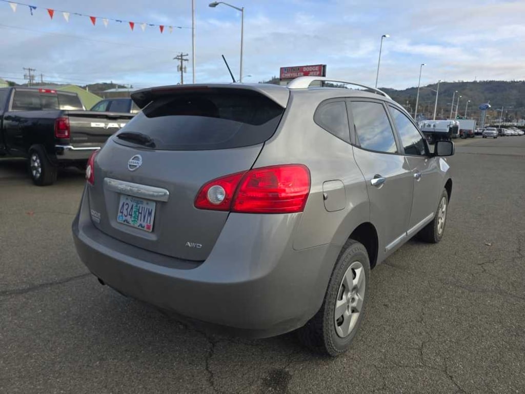 Used 2015 Nissan Rogue Select S SUV