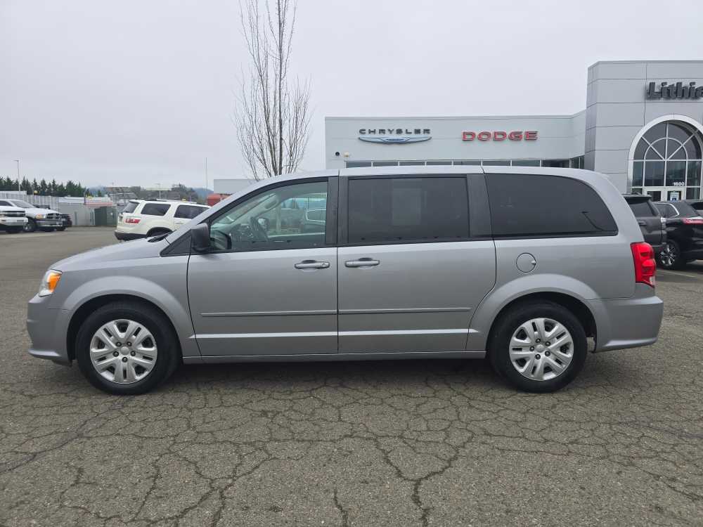 Thumbnail: 2016 Dodge Grand Caravan - 2
