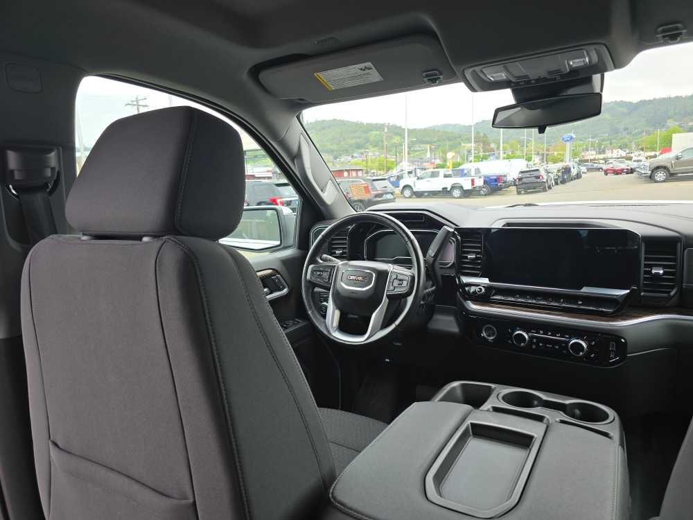 Thumbnail: 2022 GMC Sierra 1500 - 11