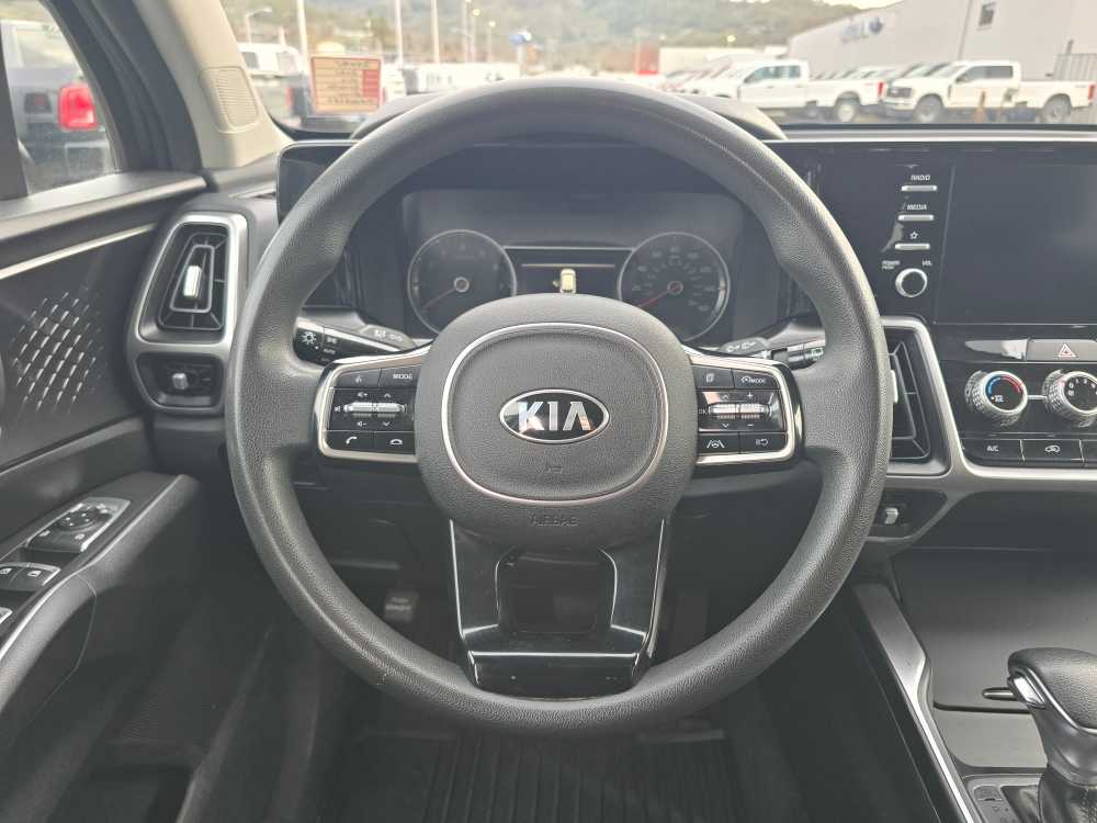 Thumbnail: 2021 Kia Sorento - 11