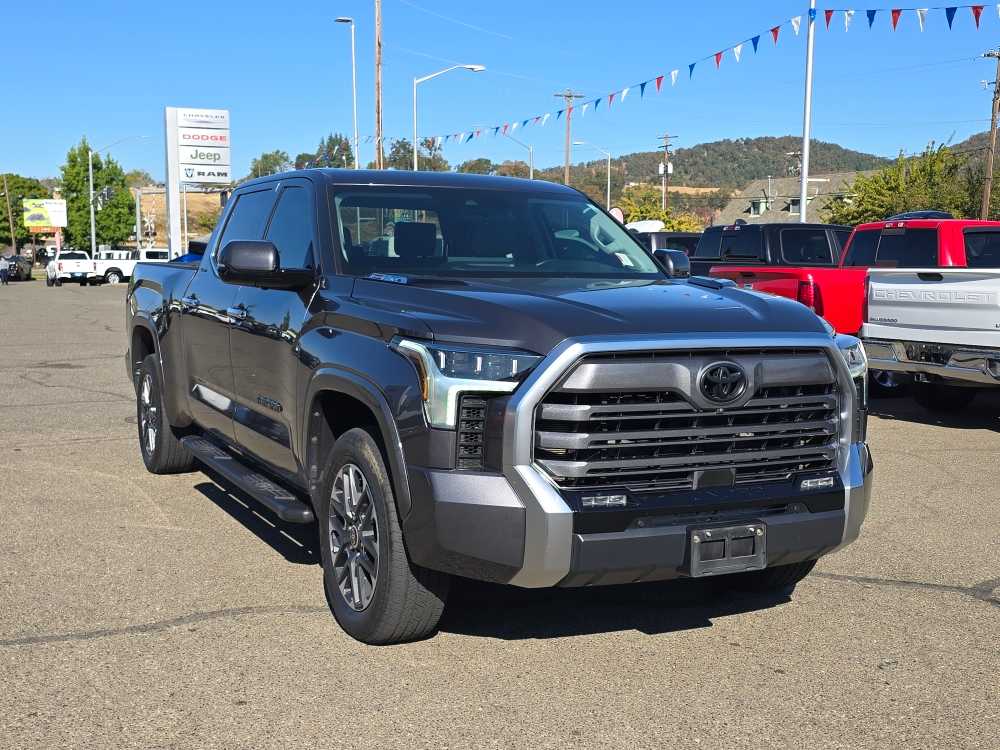 2023 Toyota Tundra Limited photo 4