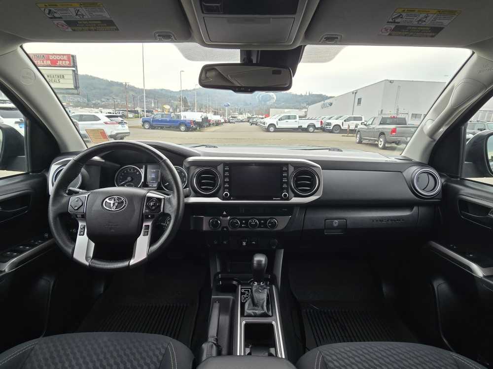 Thumbnail: 2021 Toyota Tacoma - 15