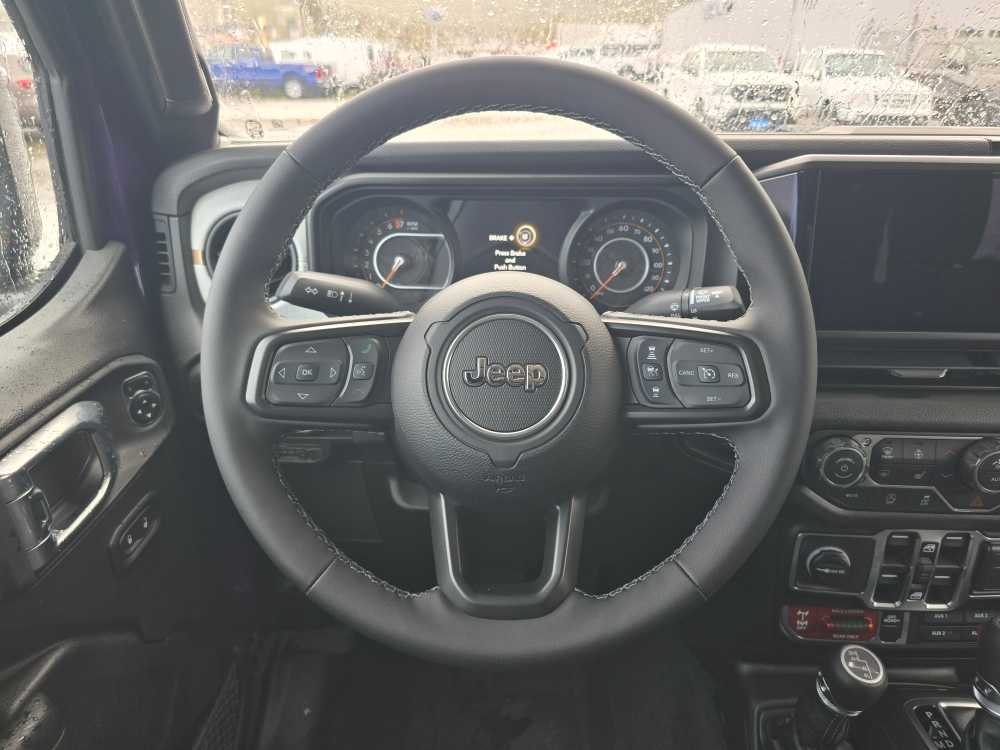 Thumbnail: 2026 Jeep Gladiator - 11