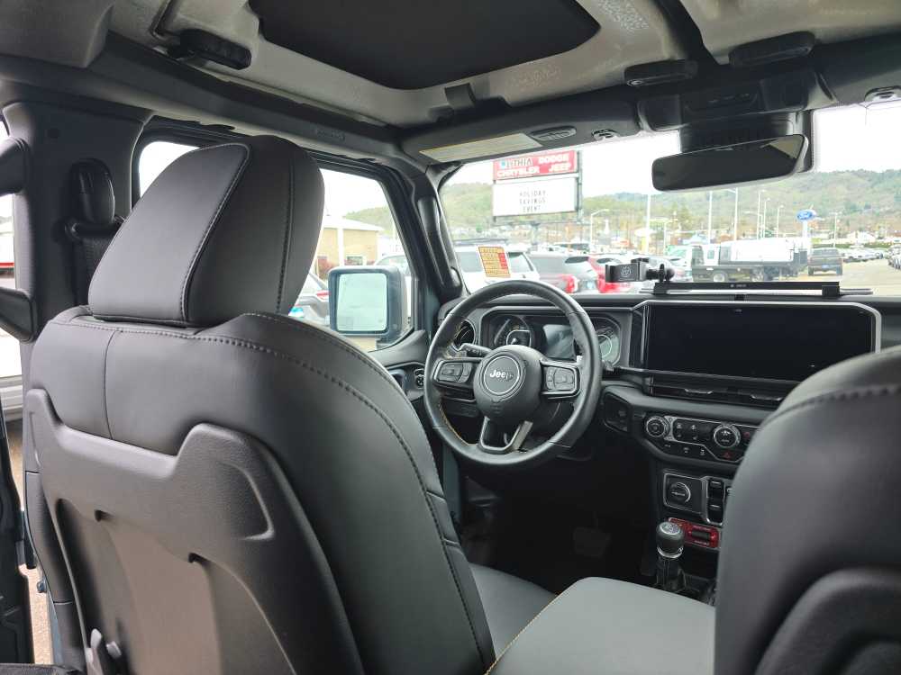 Thumbnail: 2024 Jeep Wrangler - 10