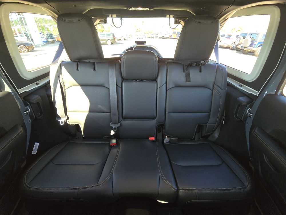 Thumbnail: 2026 Jeep Wrangler - 17