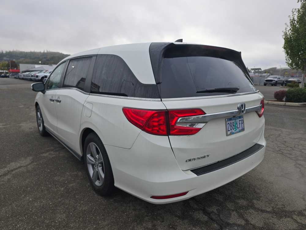 2019 Honda Odyssey EX photo 2