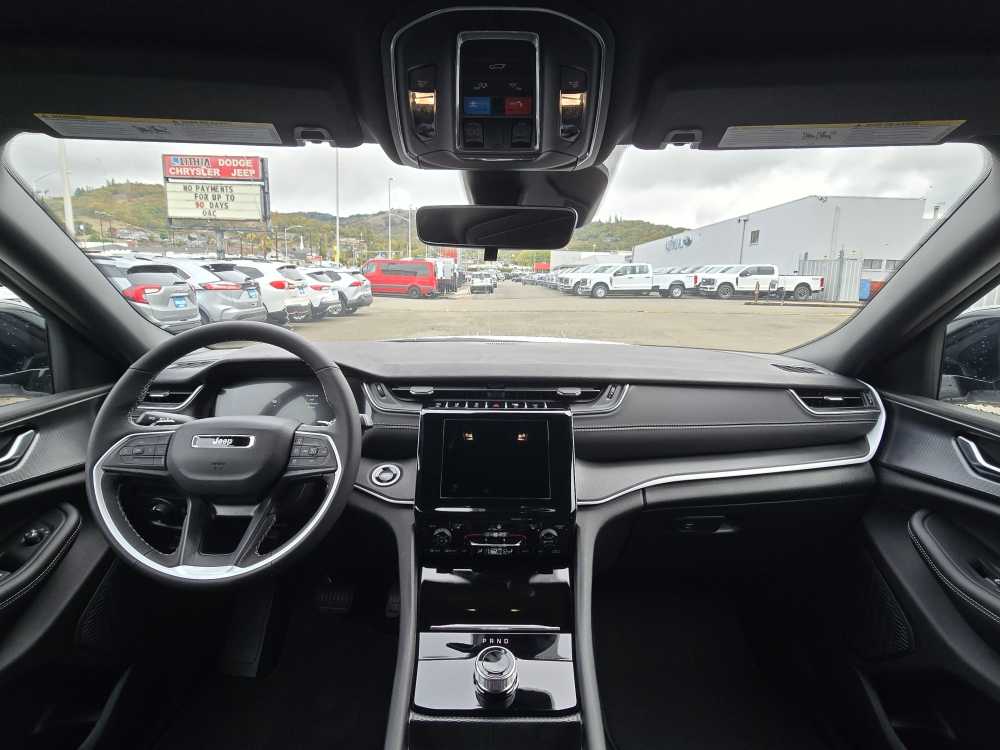 Thumbnail: 2025 Jeep Grand Cherokee - 15