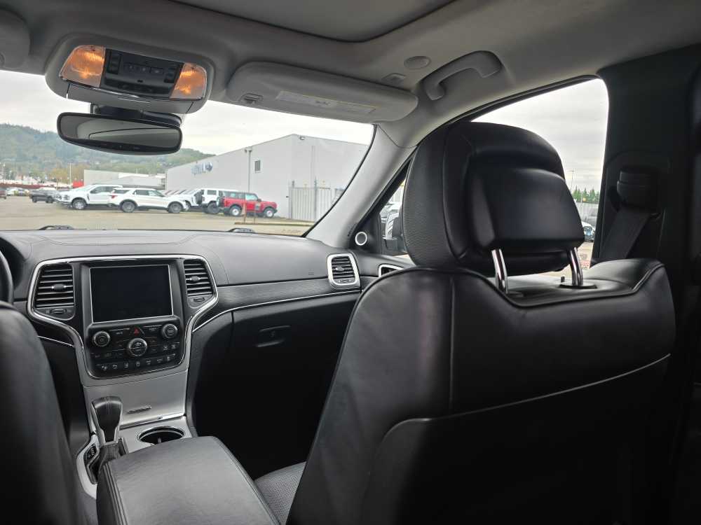 Thumbnail: 2018 Jeep Grand Cherokee - 13