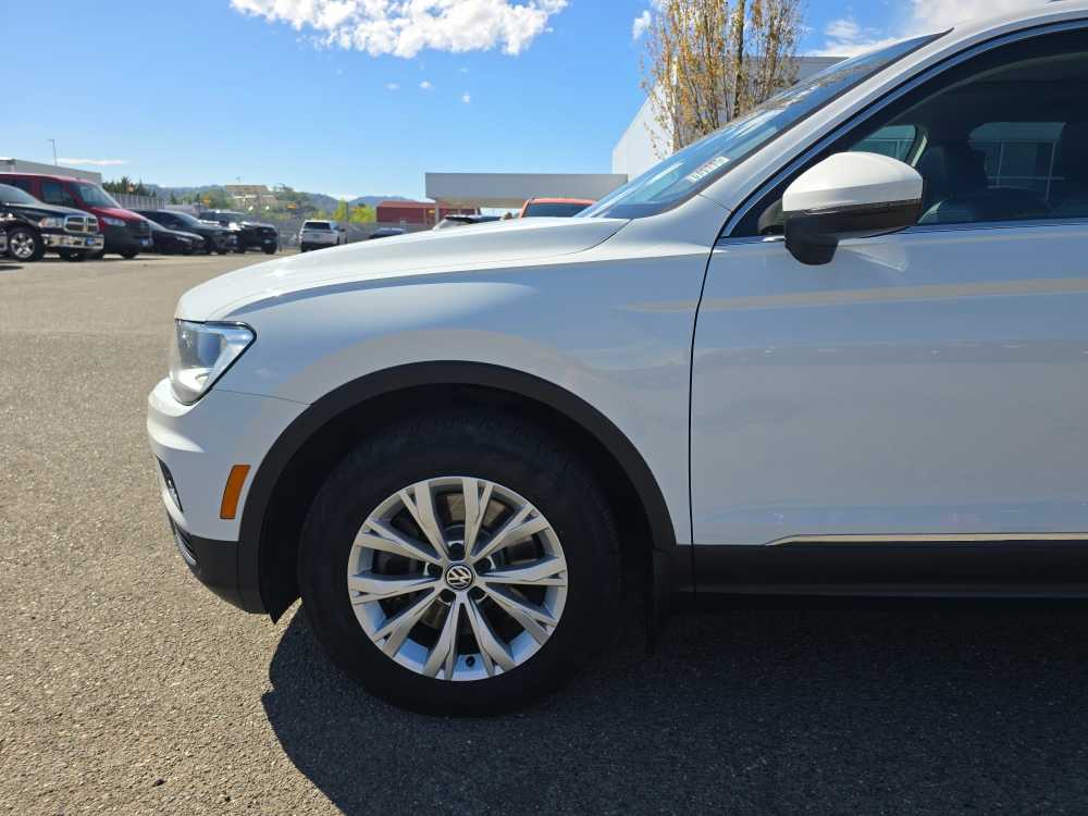 Thumbnail: 2018 Volkswagen Tiguan - 19