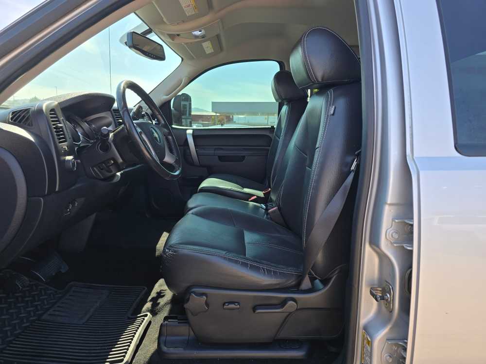 Thumbnail: 2011 Chevrolet Silverado 2500 - 10