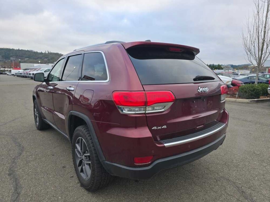 Used 2017 Jeep Grand Cherokee Limited 4x4 SUV