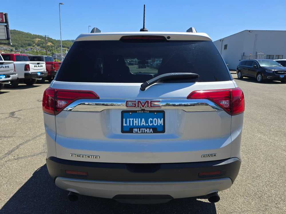 Thumbnail: 2018 GMC Acadia - 3