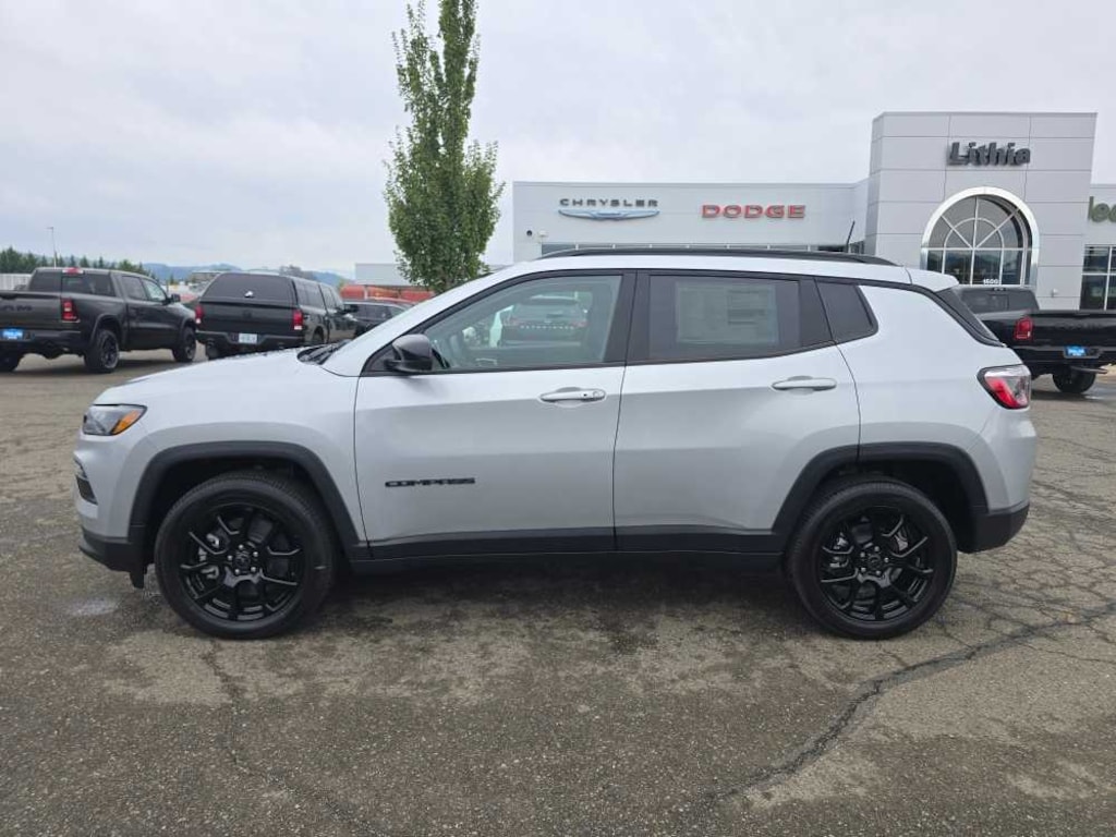 New 2026 Jeep Compass Latitude Sport Utility