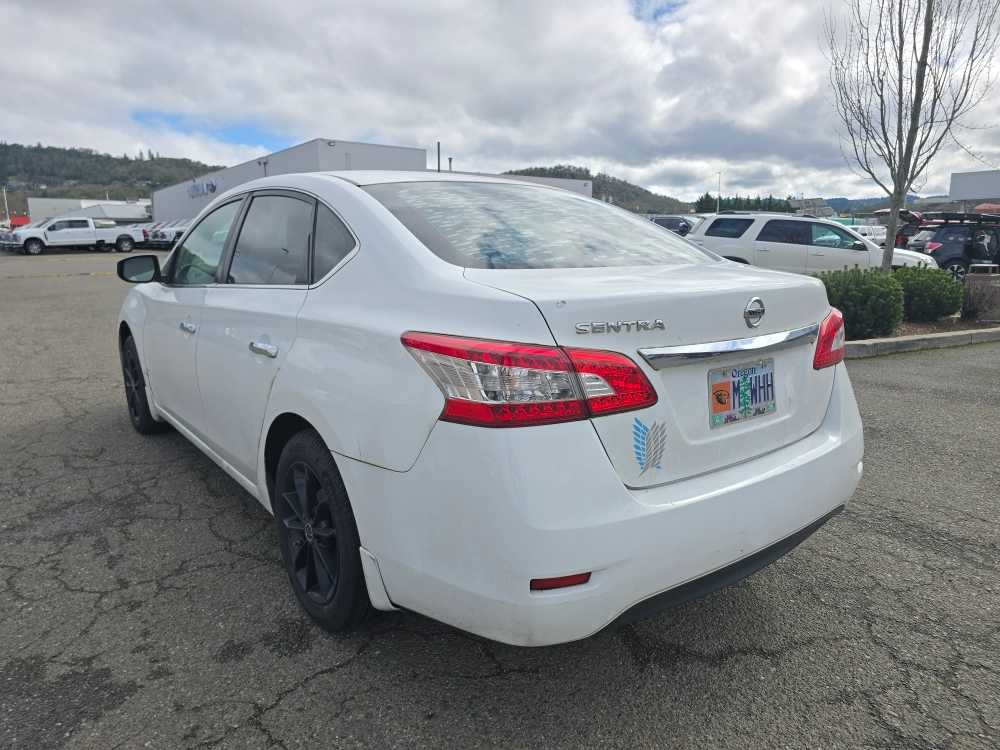 Used 2015 Nissan Sentra S with VIN 3N1AB7AP1FY295324 for sale in Roseburg, OR