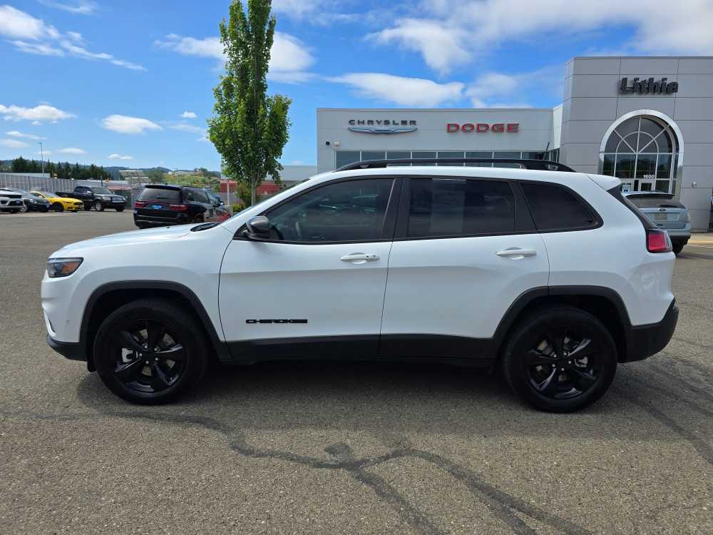 Used 2023 Jeep Cherokee Altitude Lux with VIN 1C4PJMMBXPD100754 for sale in Roseburg, OR