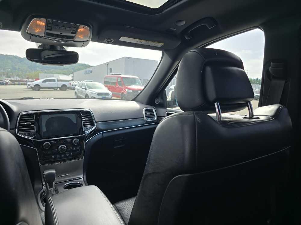 Thumbnail: 2019 Jeep Grand Cherokee - 14