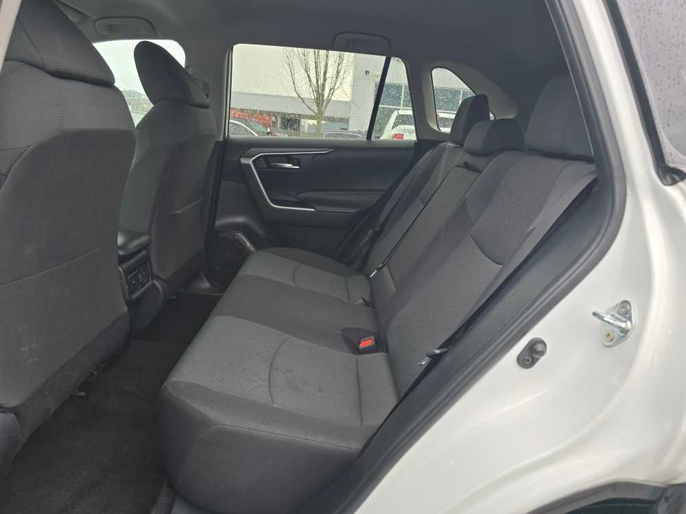 Thumbnail: 2024 Toyota RAV4 - 16