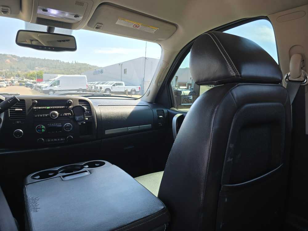 Thumbnail: 2011 Chevrolet Silverado 2500 - 14