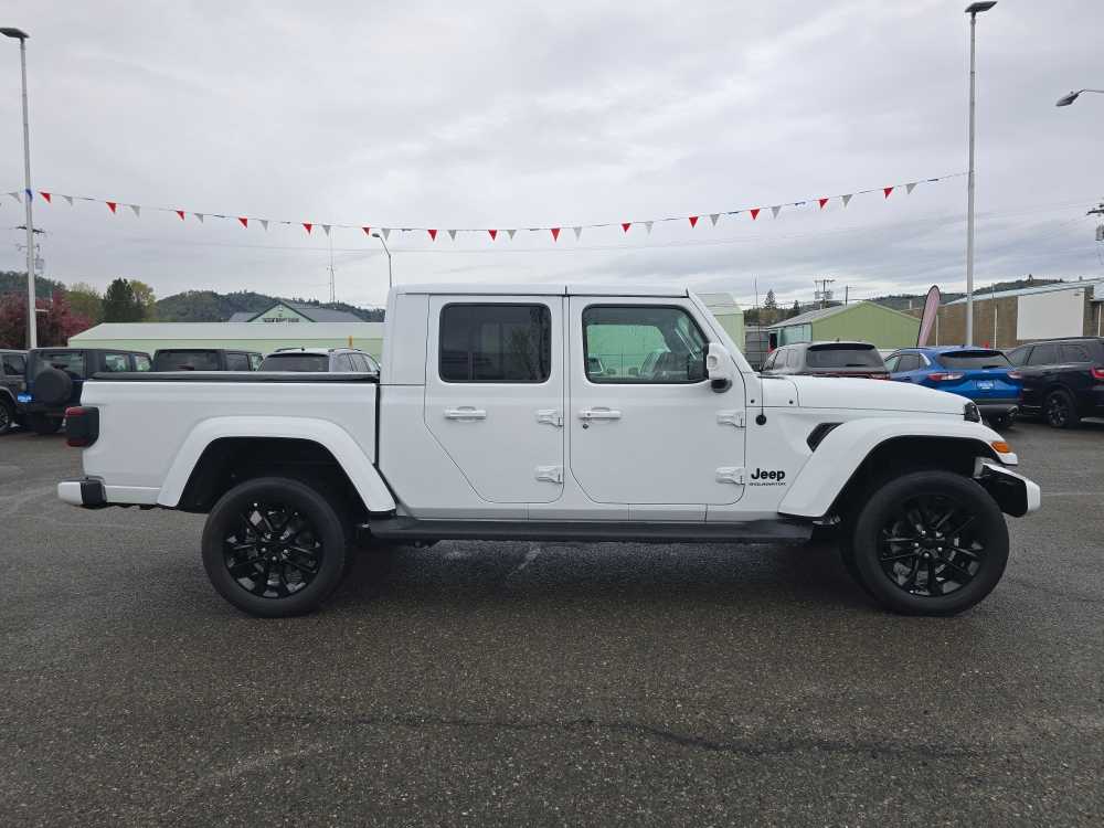 Thumbnail: 2023 Jeep Gladiator - 5
