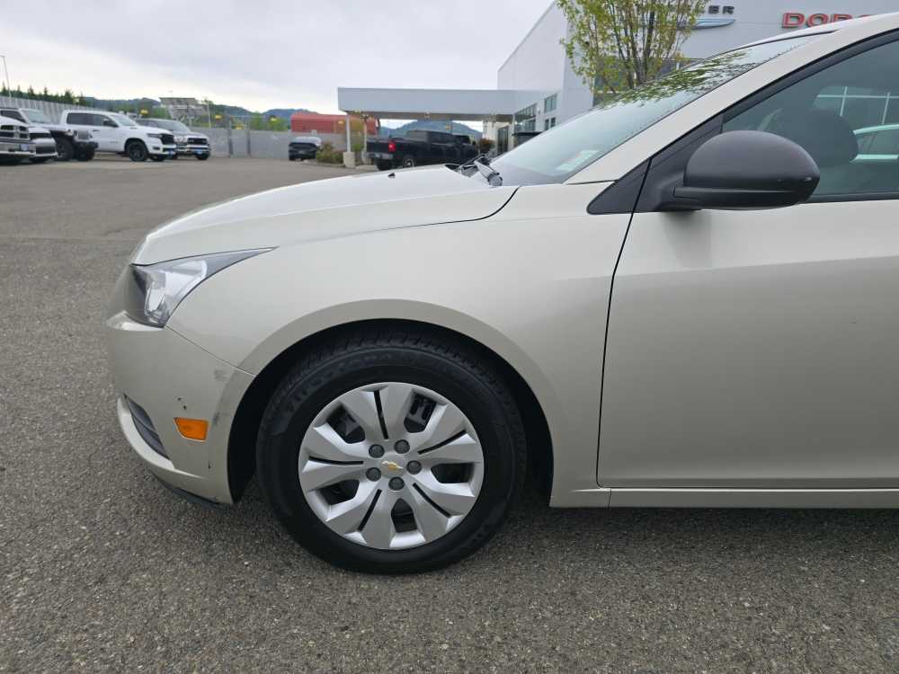 Thumbnail: 2014 Chevrolet Cruze - 19