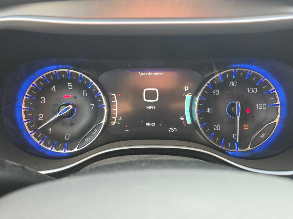 Thumbnail: 2021 Chrysler Pacifica - 7