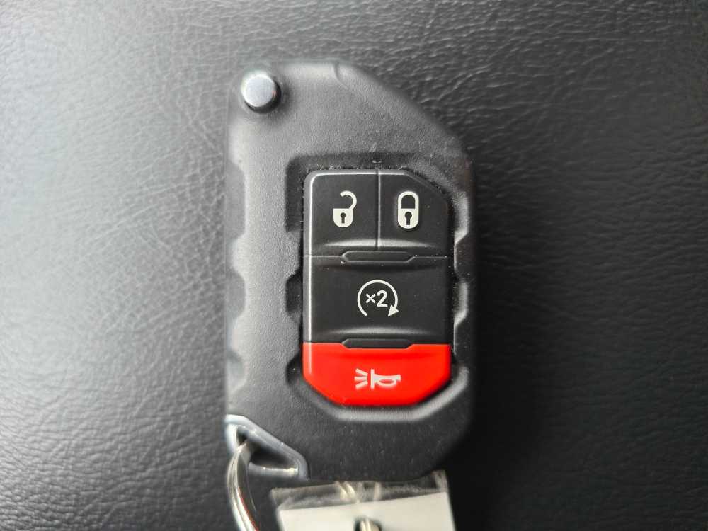 Thumbnail: 2021 Jeep Wrangler - 21