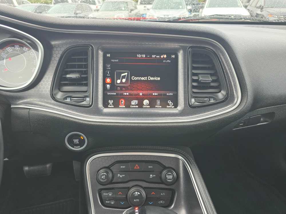 Thumbnail: 2015 Dodge Challenger - 12