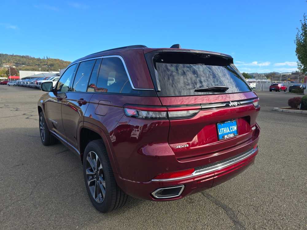 Thumbnail: 2025 Jeep Grand Cherokee - 3